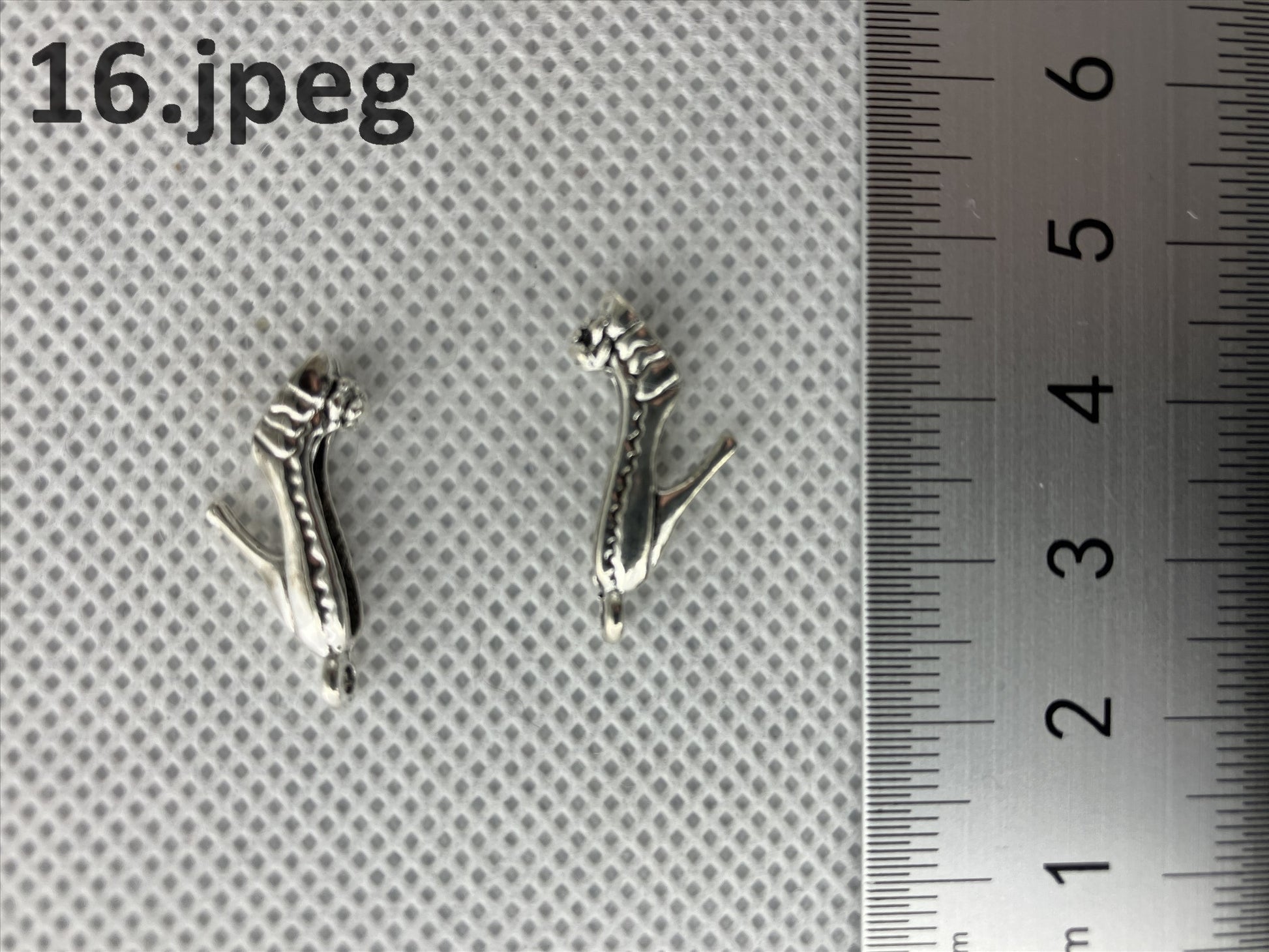 Zinc alloy charms, suitable for necklaces, bookmarks, craft - ArtRemade