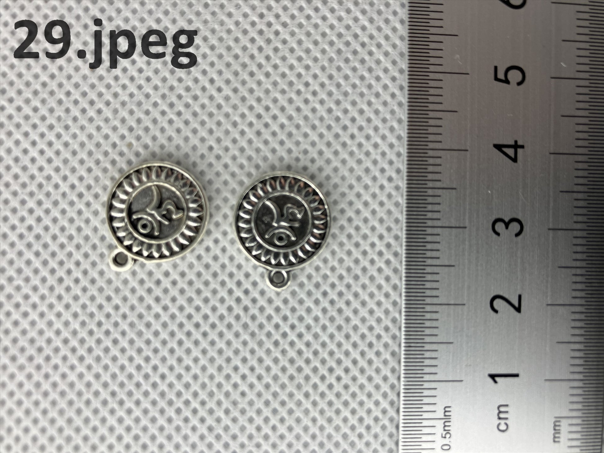 Zinc alloy charms, suitable for necklaces, bookmarks, craft - ArtRemade