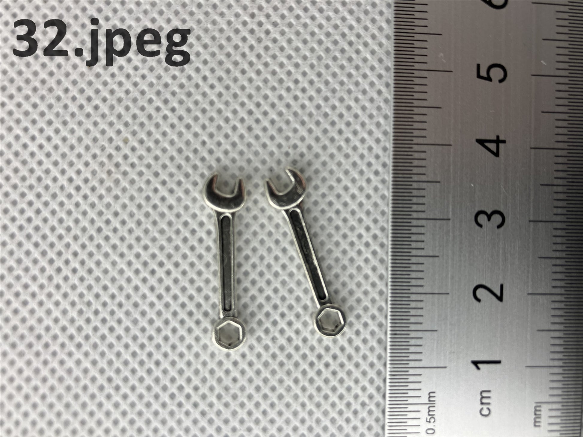Zinc alloy charms, suitable for necklaces, bookmarks, craft - ArtRemade