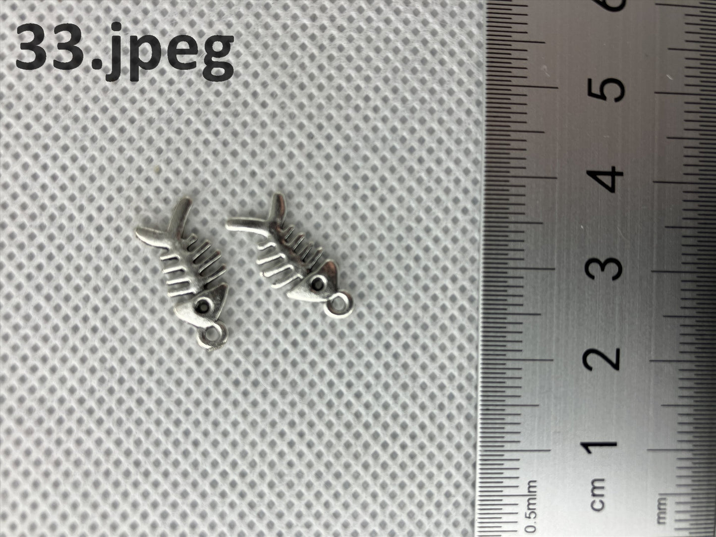 Zinc alloy charms, suitable for necklaces, bookmarks, craft - ArtRemade