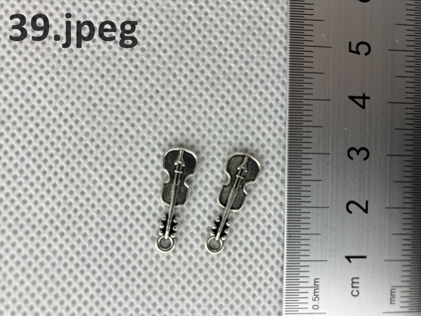Zinc alloy charms, suitable for necklaces, bookmarks, craft - ArtRemade