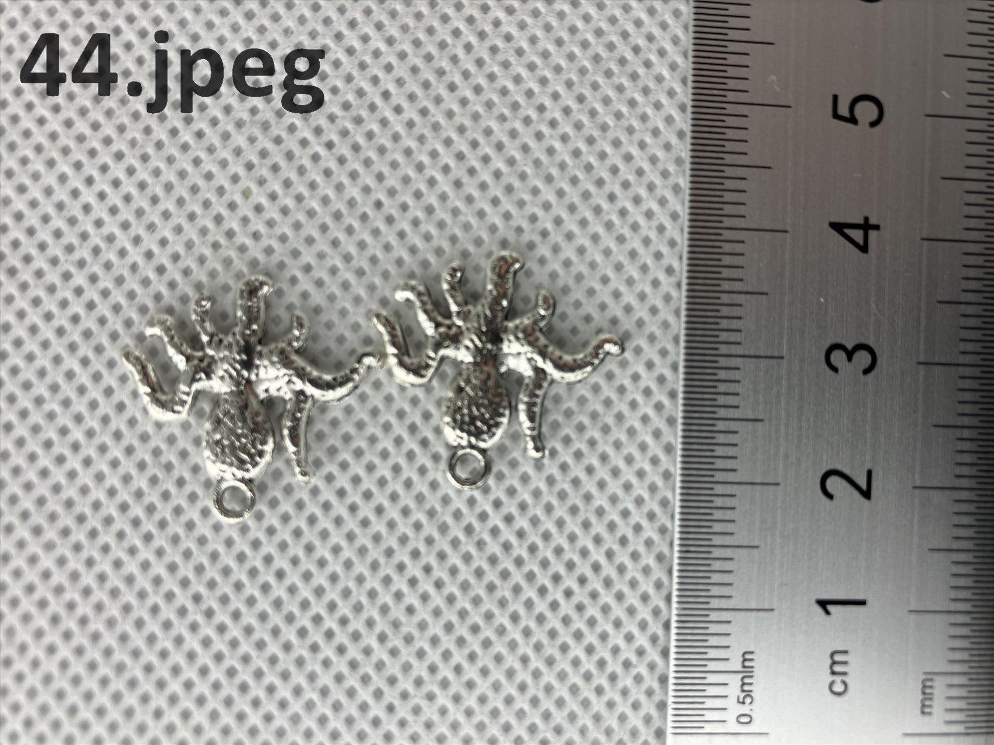 Zinc alloy charms, suitable for necklaces, bookmarks, craft - ArtRemade