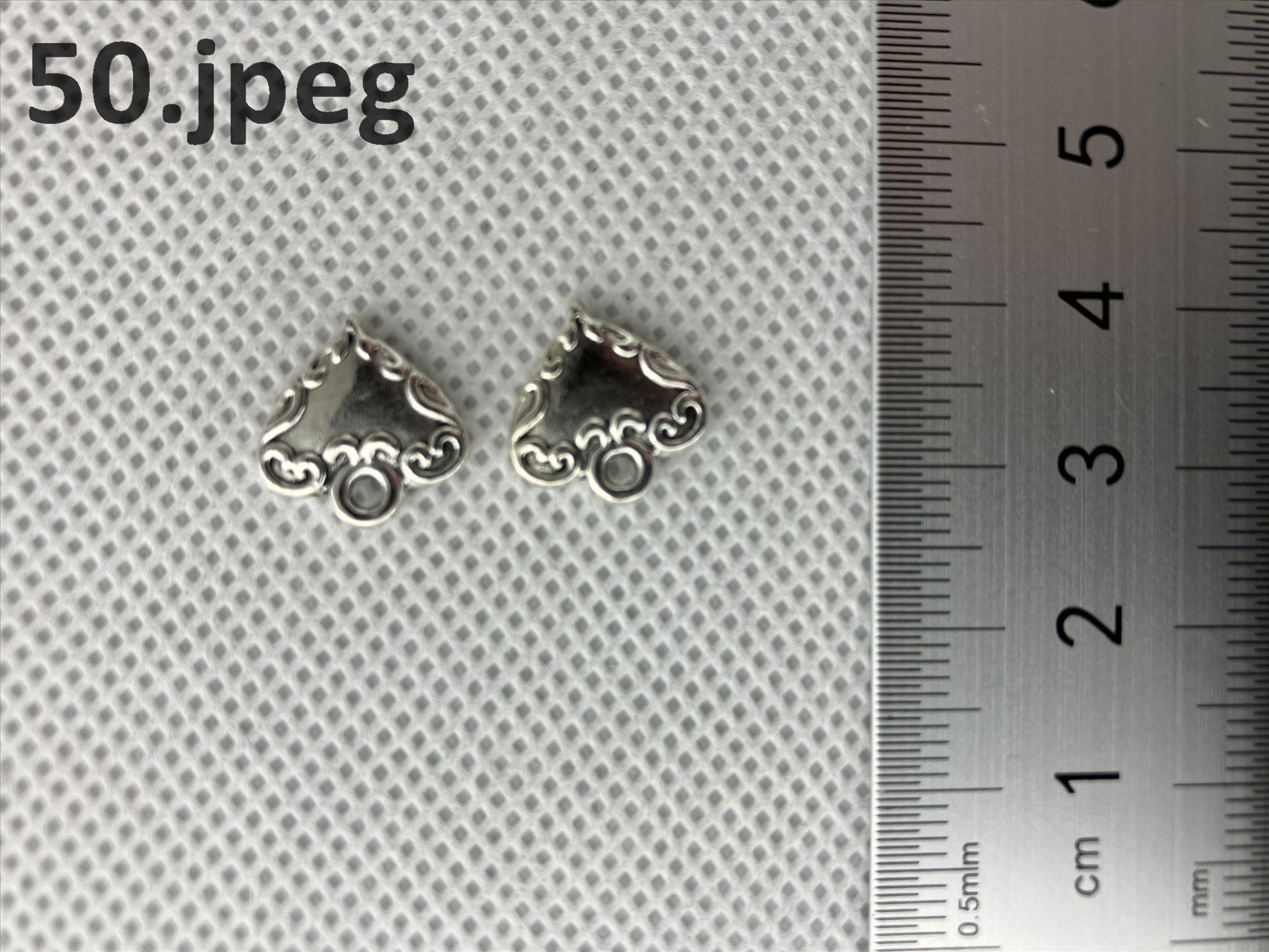 Zinc alloy charms, suitable for necklaces, bookmarks, craft - ArtRemade