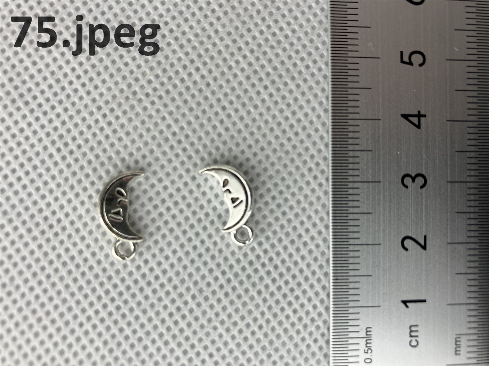Zinc alloy charms, suitable for necklaces, bookmarks, craft - ArtRemade