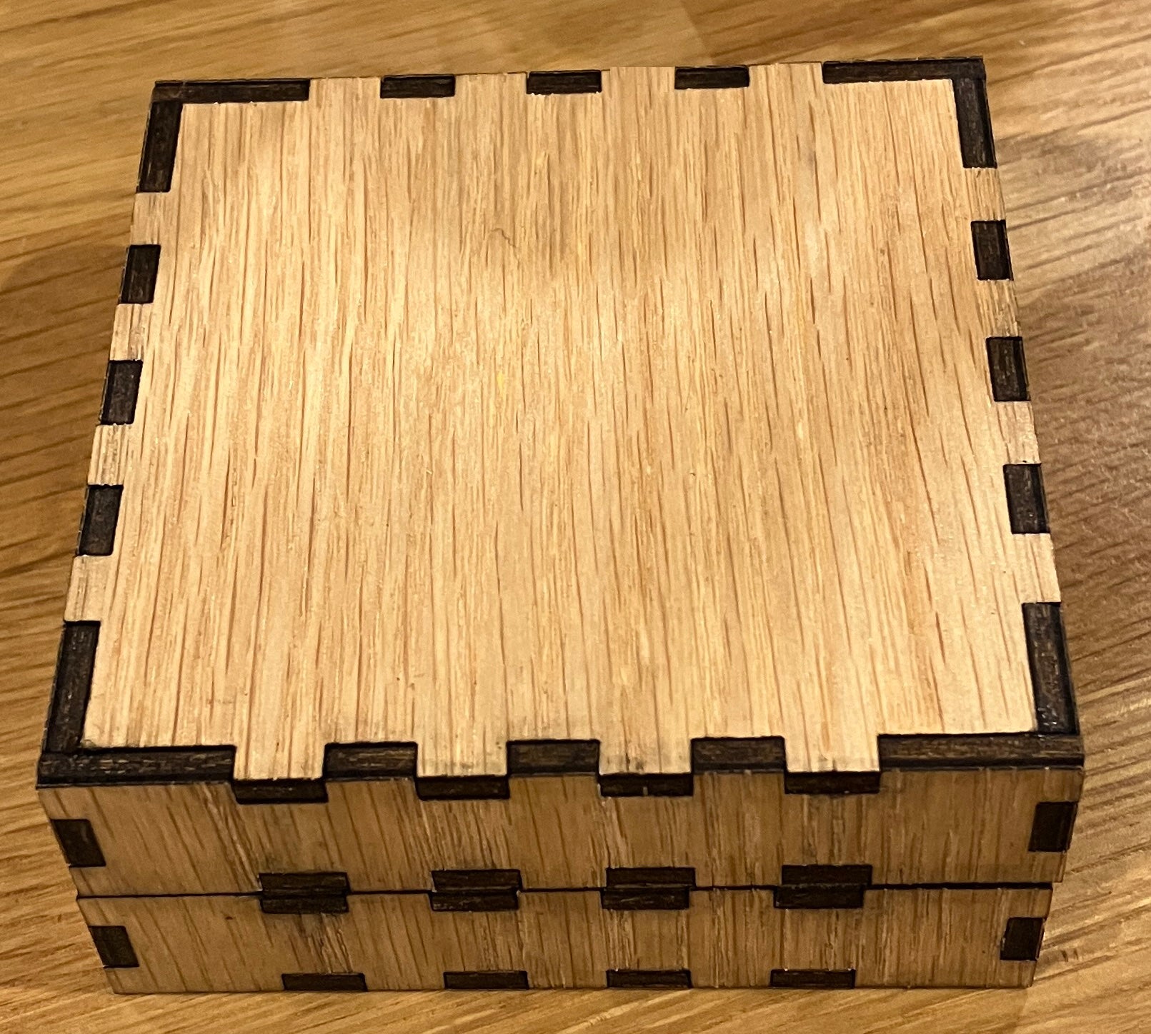 Custom made dice boxes, laser cut, made to order, 3mm MDF ready to paint. Great gift for any board gamer - ArtRemade